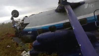 Пассажирский Ан-28 после отказа обоих двигателей совершил жесткую посадку в Томской тайге