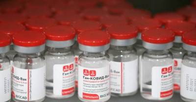 ФАС установила цены на упаковки вакцин "Спутник V" и "Спутник лайт"
