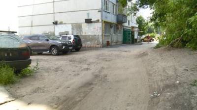 На улице Кижеватова водителям приходится ездить по бездорожью - penzainform.ru