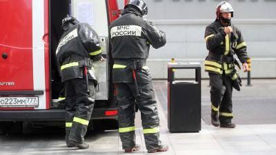 Пожар в автосервисе в Саратовской области ликвидировали