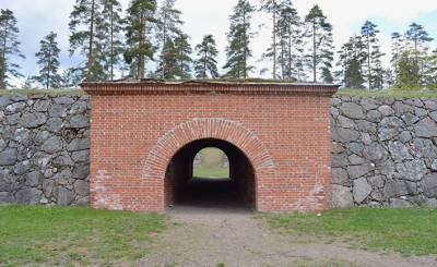 Yle (Финляндия): финские подростки хотят организовать квест в русской крепости XVIII века, построенной под руководством Суворова