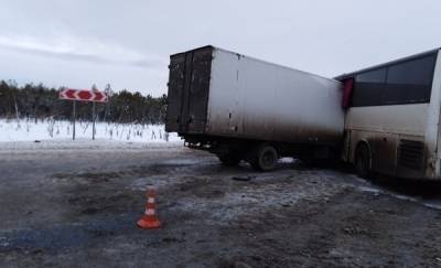 Суд арестовал водителя, ставшего виновником смертельного ДТП на трассе Тюмень-Ханты-Мансийск