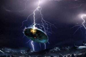 Большой НЛО заметили над Лас-Вегасом во время грозы