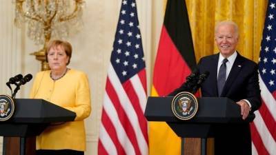 Офис Зеленского «обиделся» на Меркель и Байдена за отказ решать проблемы Украины