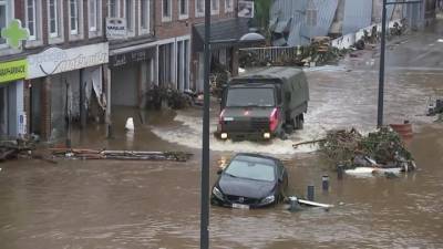 Новости на "России 24". Мощное наводнение в Европе: люди не могут найти своих родственников