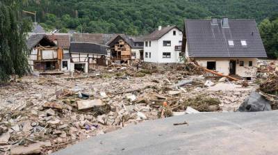 Число жертв наводнения на западе Германии увеличилось до 80