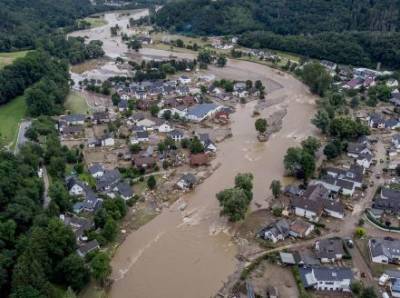 «Потоп века»: в сети показали последствия наводнения в Германии. ФОТО