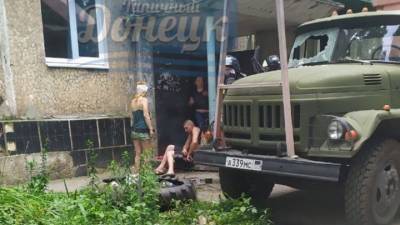 Граната взорвалась у подъезда жилого дома в Донецке