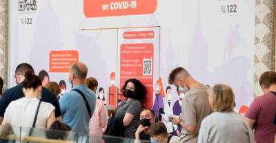 В Петербурге с начала массовой вакцинации от ковида привилось более 1,1 млн жителей