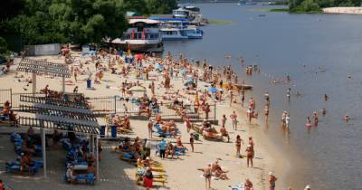 На всех коммунальных пляжах Киева запрещено купаться, но не из-за коронавируса