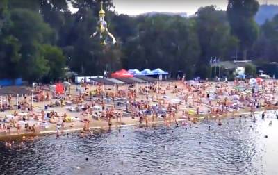 Везде красные флаги: на всех пляжах Киева запрещено купаться, в чем причина