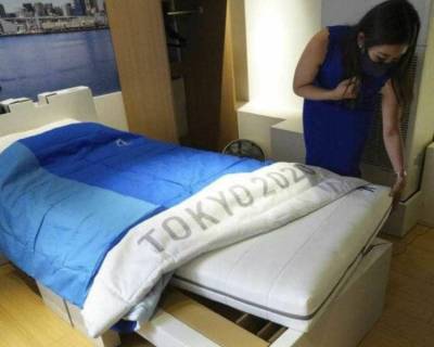Для олимпийцев в Японии поставят кровати «антисекс»