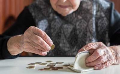 Украинских пенсионеров проверят: названы пять категорий граждан, которым могут отказать в получении выплат
