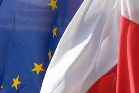 ЕС счел отказ Польши реформировать суды противоречащим европейскому праву