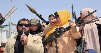 Женщины в афганской провинции Гор подняли оружие против талибов
