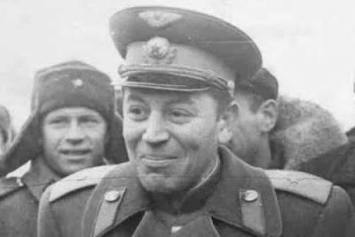 Василий Сталин: почему он стал генералом в 25 лет