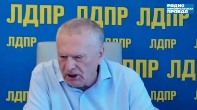 Жириновский пригрозил антипрививочникам тюремным заключением