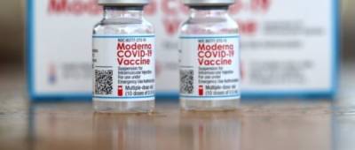 В Украину прибыла первые 2 млн доз вакцины Moderna против COVID-19