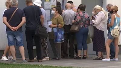 Украинцев могут оставить без пенсий, раскрыт важный нюанс о выплатах: "В ПФУ имеют право..."