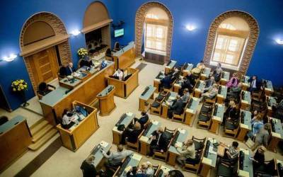 В эстонском парламенте появился контактный центр Крымской платформы