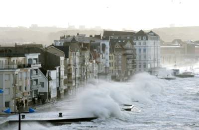 Изменение климата приведет к штормам в Европе