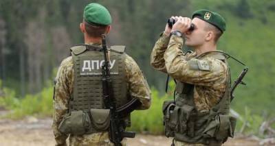 На украинско-российской границе напали на пограничный наряд: у всех отобрали табельное оружие, двое пограничников пострадали
