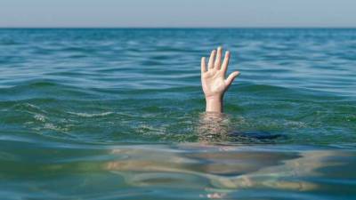 Трагедия в курортной Затоке: в море утонул отец, а его сын исчез
