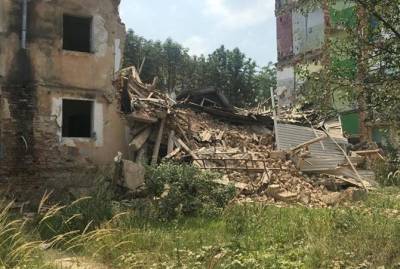 В Дрогобыче рухнул второй подъезд аварийного дома, где погибли 8 человек
