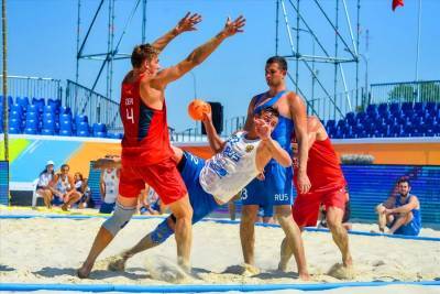 Сборная России завоевала бронзу на чемпионате Европы по пляжному гандболу