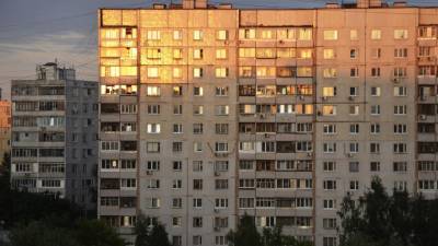 Шестилетняя девочка разбилась насмерть после падения из окна на юге Москвы