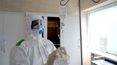 В России четвертый раз подряд обновился антирекорд по смертям из-за коронавируса за неделю