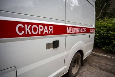 Двухлетний мальчик выпал из окна пятиэтажки на улице Гаранина в Новосибирске