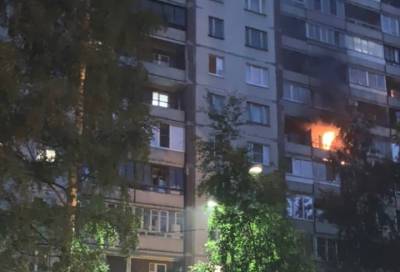 В Петербурге ночью вспыхнула квартира дома на проспекте Испытателей