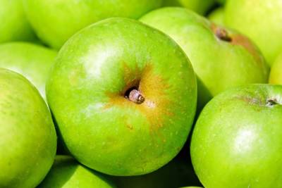 Татьяна Бочарова - Эндокринолог рассказала, кому нельзя есть зеленые яблоки - abnews.ru