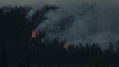 Лесной пожар в Якутии подобрался к ГЭС