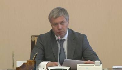 Русских планирует получить больше федеральных средств на ульяновские дороги