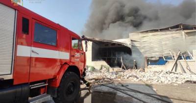 Ситуацию осложнил взрыв: спикер ГСЧС о пожаре в Голосеевском районе