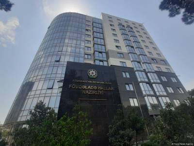 МЧС Азербайджана предупреждает население в связи с усиливающейся жарой