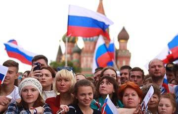 Более 30 миллионов россиян хотят эмигрировать
