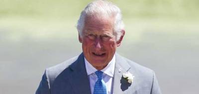 Сдержит ли слово, которое дал отцу: принц Чарльз не хочет присваивать новый титул младшему брату