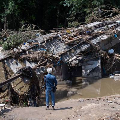 По меньшей мере 164 человека погибли при наводнениях на западе ФРГ
