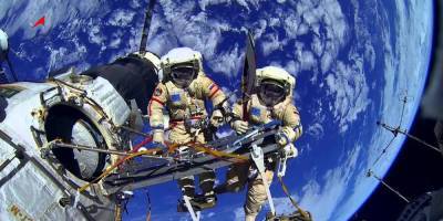 "Маск бы посмеялся": в России заявили о проблемах со скафандрами для космонавтов на МКС