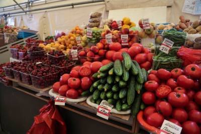 Минпромторг потребовал от ретейлеров снизить цены на овощи