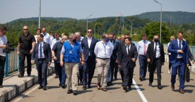 Зеленский побывал на границе с оккупированной Абхазией (ФОТО)