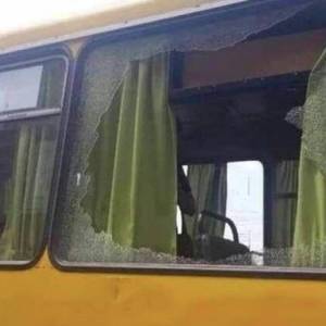 В Днепре неизвестные обстреляли автобус с пассажирами. Фото