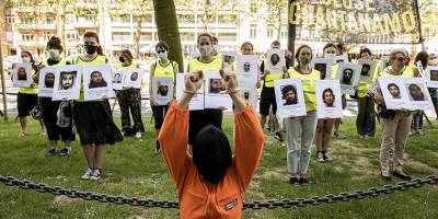 Администрация Байдена перевела первого заключенного из Гуантанамо