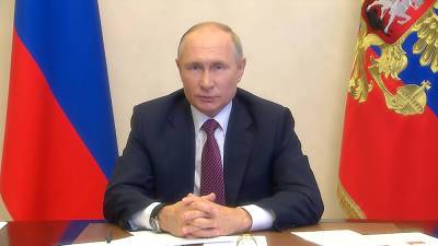 Путин призвал все уровни власти добиваться изменений в стране