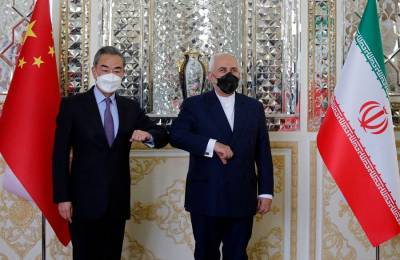 Главы МИД Ирана и Китая обсудили двусторонние вопросы