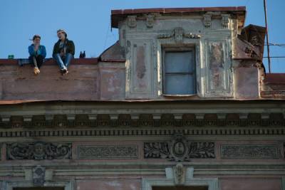Суд запретил сайт с «уникальными свиданиями» на петербургских крышах