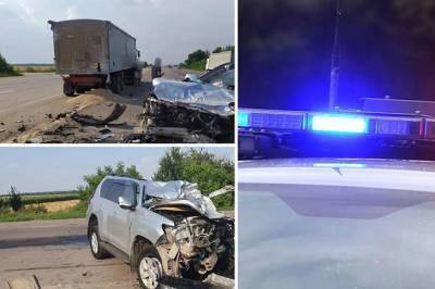 Под Одессой внедорожник разорвало от столкновения с грузовиком: погиб чиновник автодора